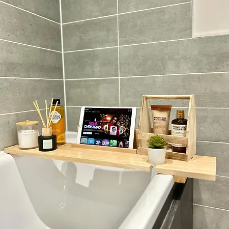 Canary Wharf, Sleeps 4, Fast Wifi, Gym, Prime Location Londra Esterno foto