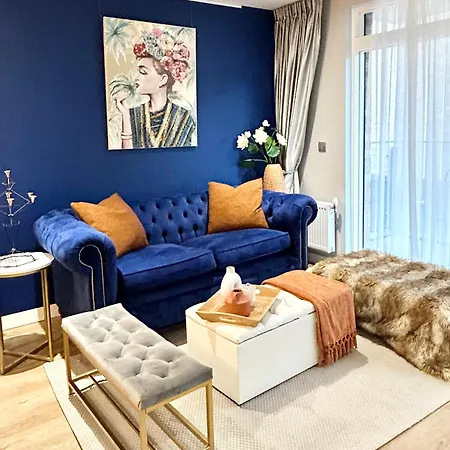 Canary Wharf, Sleeps 4, Fast Wifi, Gym, Prime Location Londra Esterno foto
