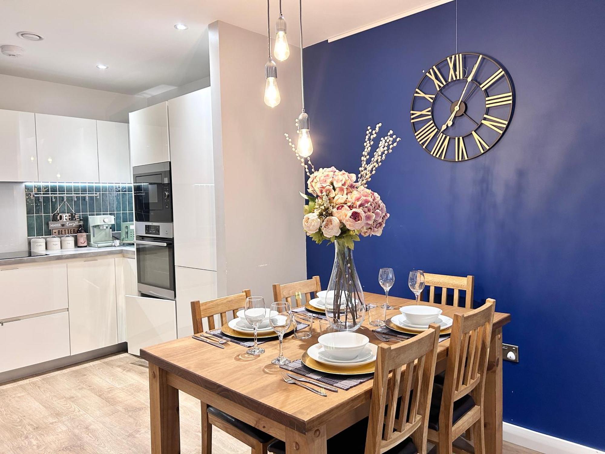 Canary Wharf, Sleeps 4, Fast Wifi, Gym, Prime Location Appartamento